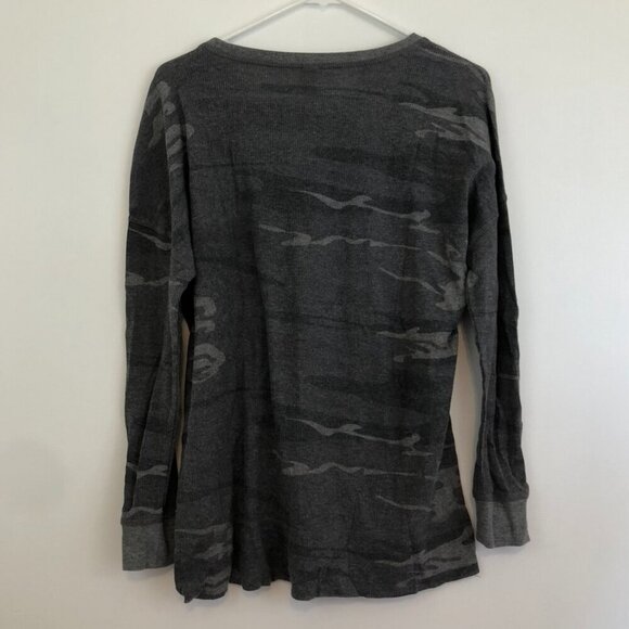 ALTAR'D STATE Gray Camo Camouflage Waffle Knit Thermal Long Sleeve Tee Top Small - Picture 9 of 11